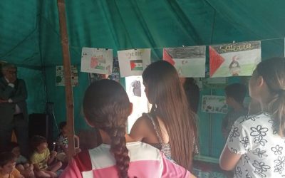 El Defensor de la Infancia conoce el proyecto educativo «Aulas refugio» sobre la situación del pueblo saharaui